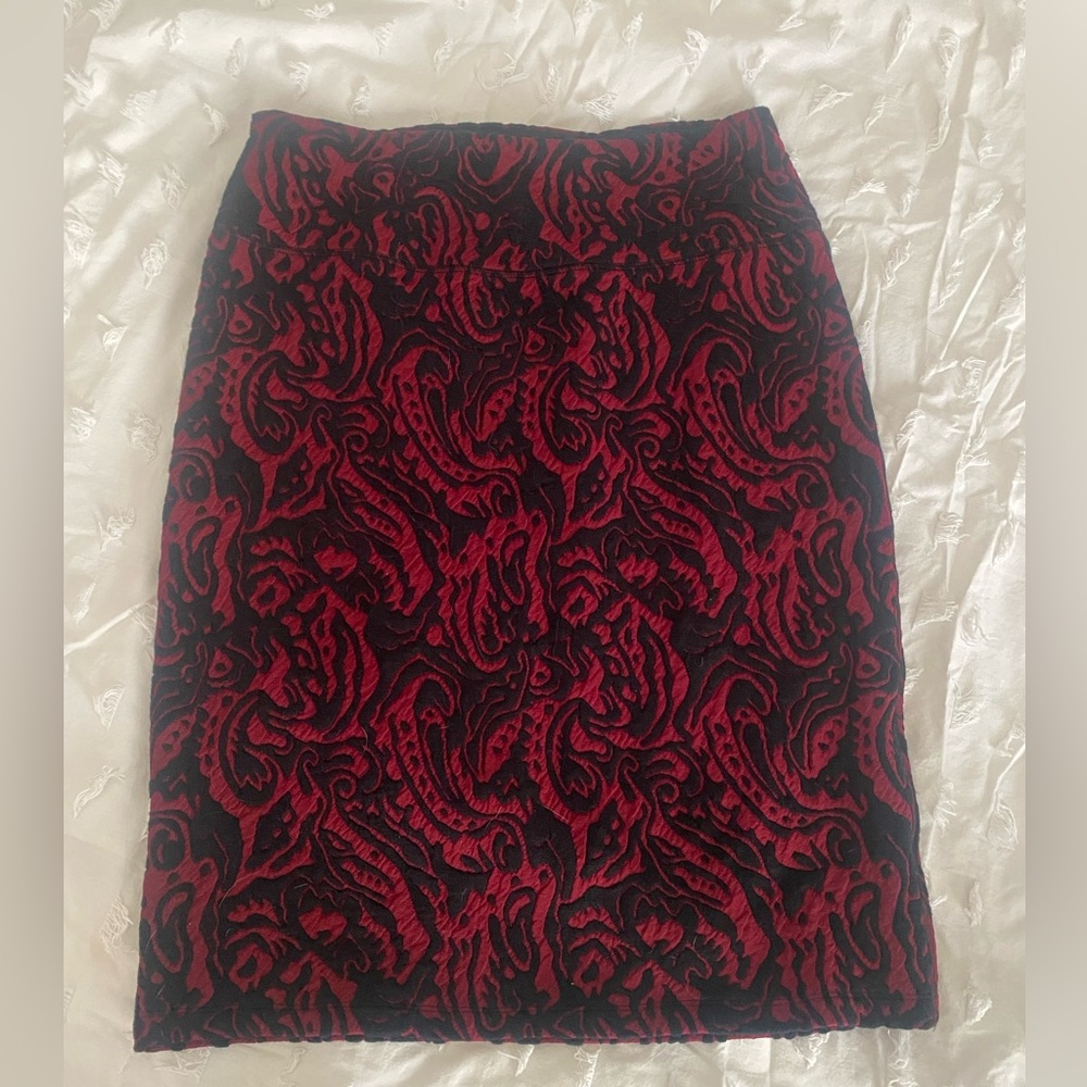 Linea Domani Black & Red knit/stretch pencil skirt, Size M
